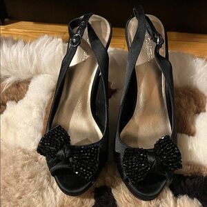 Le Chateau Black Slingback Heels with Bow